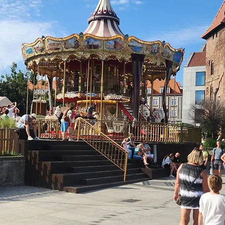 Pallas فندق مبيت وإفطار