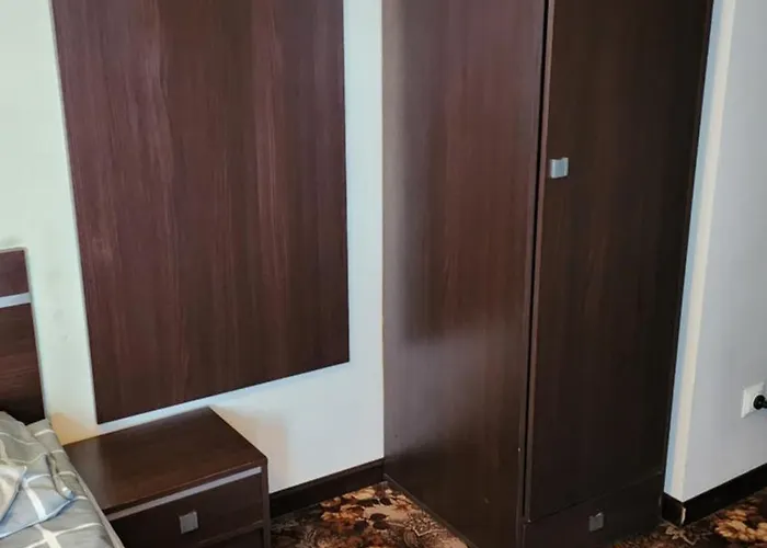 Pallas فندق مبيت وإفطار 3*