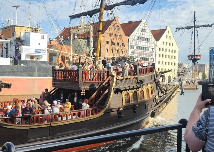 فندق مبيت وإفطار Pallas 3*