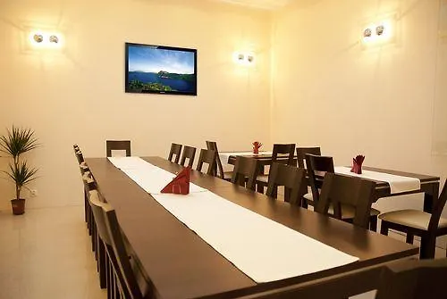 Pallas فندق مبيت وإفطار 3*