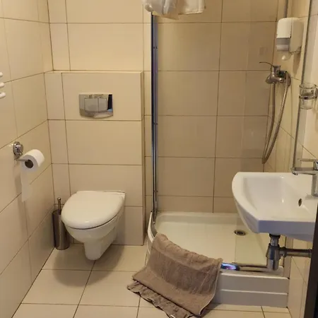 Pallas Bed & Breakfast 3*