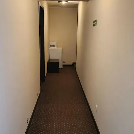 فندق مبيت وإفطار Pallas غدانسك