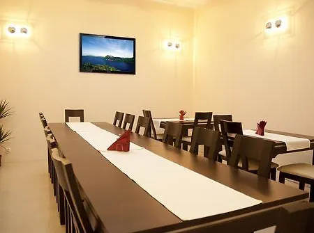 Pallas Nocleg ze śniadaniem 3*